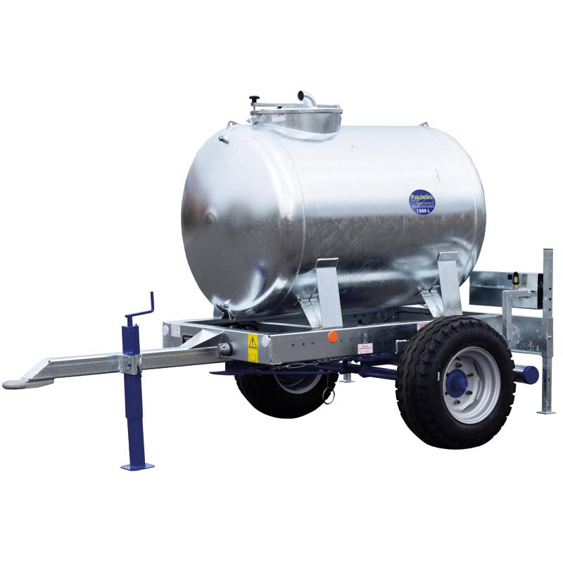 Cisterna na vodu za traktor Pasdelou 1500 l zinkovaná pro provoz na farmě