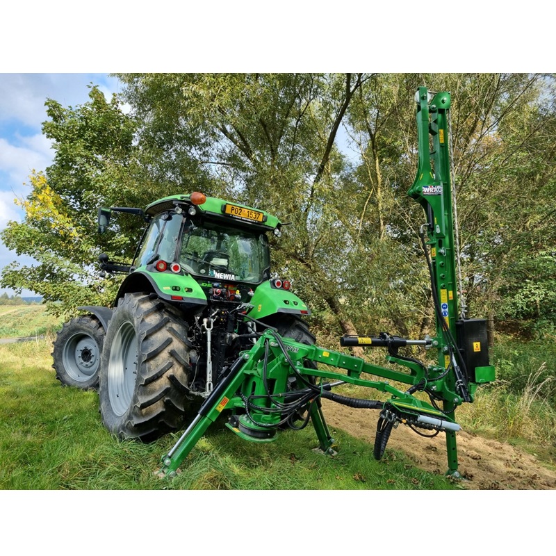 Zatloukač kůlů za traktor Wrag Opus X váha kladiva 300 kg