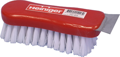 Čistící kartáč Heiniger speciál na čištění spodních nožů stříhacích strojků